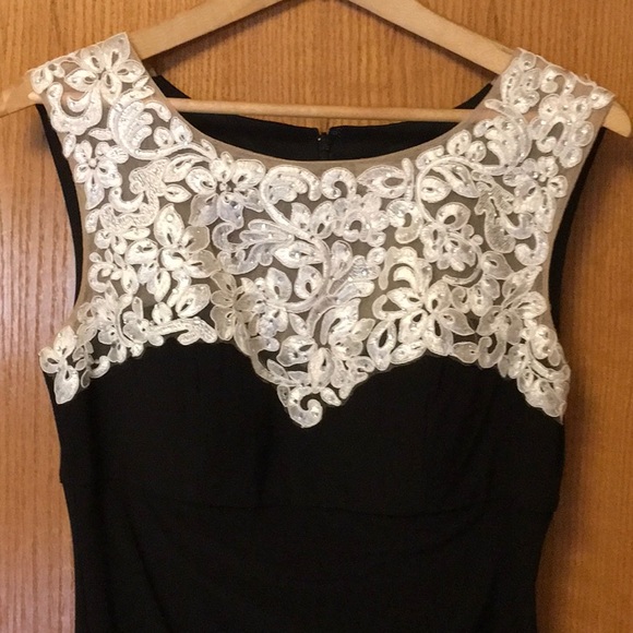 Maxi gown. Black and lace beautiful dress. - Picture 1 of 6